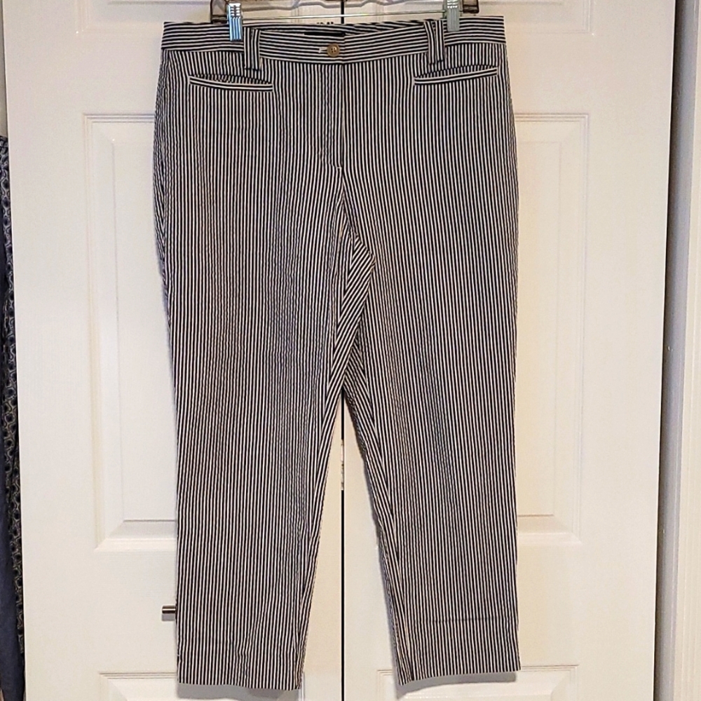 Ann Taylor Stripped Cropped pant
